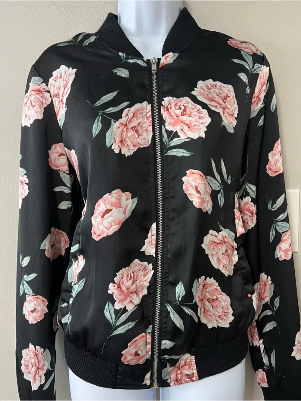 Wet Seal Floral Satin Bomber Jacket Black Pink Roses Size Large